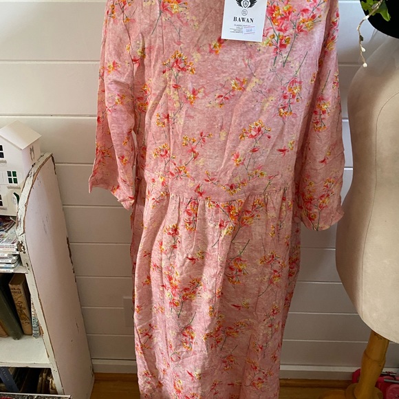 Cotton dress with a drawstring tie waist - Picture 3 of 7